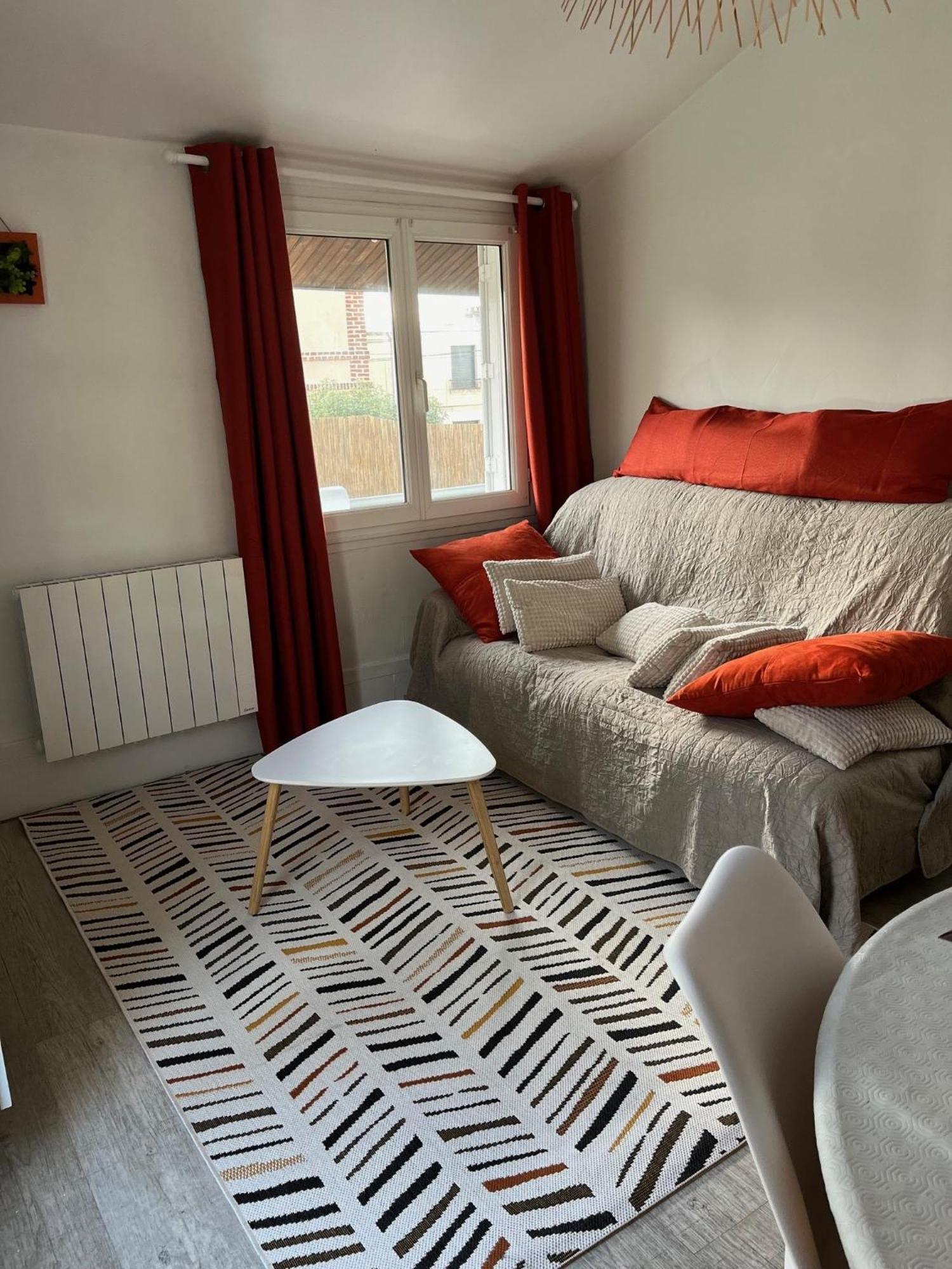 Lalyne- Maison De Charme Et Son Studio Trouville Sur Mer Bagian luar foto